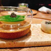 ORIGIN - 蕪のブランマンジェ、右はお魚の生春巻き