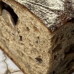 231076175 - Sourdough bread chestnut チェスナッツ サワードーブレッド 1/4 335円