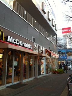 桜通りを見下ろして By 38ままちゃん 閉店 マクドナルド 常盤平店 常盤平 ハンバーガー 食べログ 桜通りを見下ろして By 38ままちゃん 閉店 マクドナルド 常盤平店 常盤平 ハンバーガー 食べログ