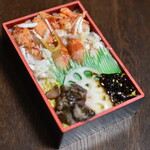 Fujita - 北の海の幸 花咲蟹・たらば蟹・ずわい蟹三種盛り弁当（１，７５０円）２０２４年１月