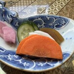 うなぎ亭 友栄 - お新香も豊富