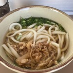 231085402 - かしわうどん (420円)