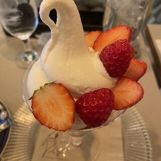 CAFE&BAR Mrs.fruits parlor SUN_1