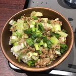 中華そば 輝羅 - ネギ丼、260円。