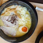 蒸籠 - とんこつラーメン