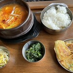 ヌンジャ食堂 - 