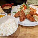 ひげ虎 - ヒレカツメンチカツ定食Cセット