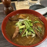 231093839 - 今の季節限定でネギではなく葉ニンニク。お腹いっぱいでもこいつはイケる