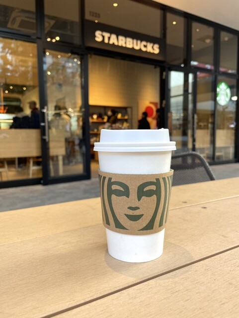 ◉STARBUCKS　COFFEECAFE➕コーヒーショップ女性店員セット スターバックス コーヒー (@Starbucks_J) / X