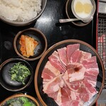 Sumibi yakiniku shichirin bou - 