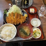 餃子会館 - ロースカツランチ960円