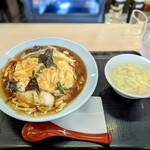 肉あんかけ炒飯 炒王 - 天津炒飯 大盛り