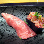 時の宿 すみれ - ・大とろのにぎりと焼きみそねぎトロの軍艦