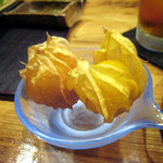 時の宿 すみれ - 口直しの食用ほおずき