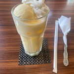 コーヒー アンド サラダ ドリム - 存在がエモいミルクセーキ。優しい美味しさ。