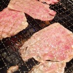 Yakiniku Daigen - サーロイン焼きしゃぶ 焼き後