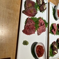 肉寿司 肉和食 KINTAN コレド室町 - 刺し盛り2人前