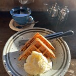 天気輪の柱 - はぁ〜、こんなの見ただけでもう疲労吹き飛ぶわ。