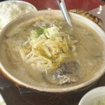 中華料理 合合 - 漬け白菜とスペアリブ土鍋　980円
