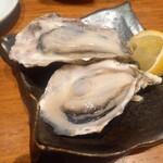 魚とワインはなたれThe Fishand Oysters - タイムサービスの蒸し牡蠣