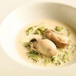 Oyster seaweed cream sauce