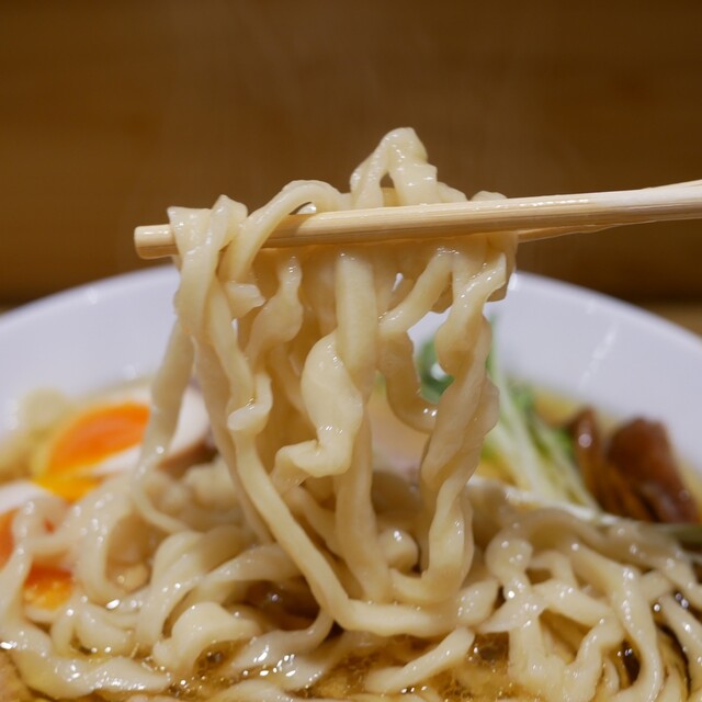 手打 親鶏中華そば 綾川 - 恵比寿/ラーメン | 食べログ