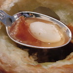 ラ・トルテュ - ランチＡコース～前菜（＋１０００円　すっぽんのスープ）　中には濃厚なスープと卵などが入っています