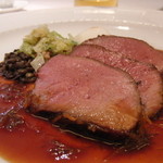 ラ・トルテュ - ランチＡコース～メイン（仔牛のロースト）