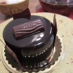 なかたに亭 - カライブ(チョコレートケーキ)：472円(’13.12月にて)