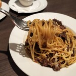 Youmembaru pasta BA - 黒毛和牛のミートソース　極　1390円