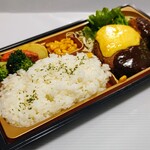 パレマルシェ - チーズハンバーグ＆ヒレカツ弁当580円