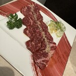 焼き肉 ホルモン まる金 - 