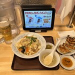 ぎょうざの満洲 - 焼き餃子300円＆やみつき丼650円ご飯小-30円＆生ビール中490円