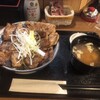 炭火焼豚丼 松風