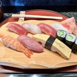 しほう田 - にぎり鮨ランチ … ¥1,300円（税込）