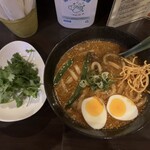 ハイ，ハウ アー ユー - パクチートッピング 別皿で