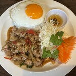 タイ料理ルアンマイ - 