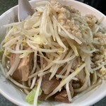 ラーメン二郎 新宿小滝橋通り店 - 