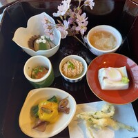 日本料理 桃山 - 