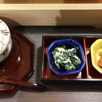 しゃぶしゃぶ 吟半 お台場店 - 【先　付】先付け２種