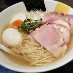 しょっつる塩らー麺 SHIBATA - しょっつる塩らー麺＋豚チャー３枚＋味玉