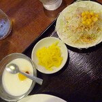 Nishou Wa Shou - 杏仁豆腐と小鉢