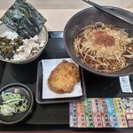 ゆで太郎 もつ次郎 - セット クーポン利用で480円