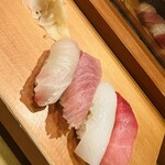 千寿司 - しまあじ・忘れた・白いか・中トロ