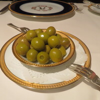 アピシウス - オリーブ