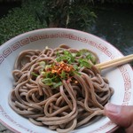 池内うどん店 - 冬でも冷たいのを・・・寒いケド、この〆った麺が美味いんよ＾＾