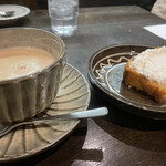 茶房 武蔵野文庫 - ミルクコーヒー&レモンケーキ