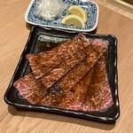 Ryoutei Mampuku - 厳選 上赤身ロース、2,000円