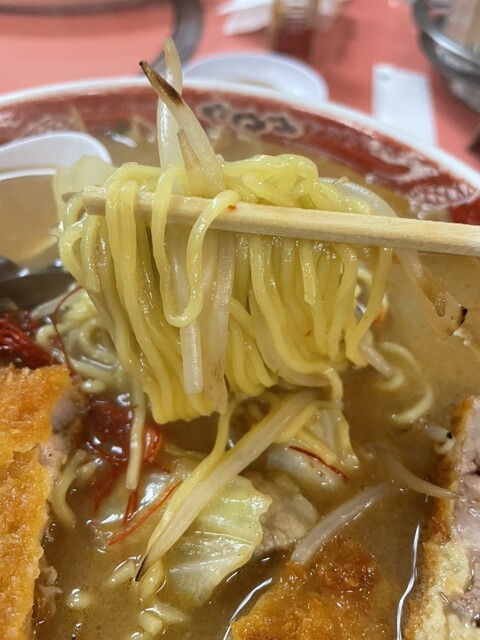 ニュー香園 - 盛（食堂）の写真