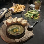 エース カフェ - 